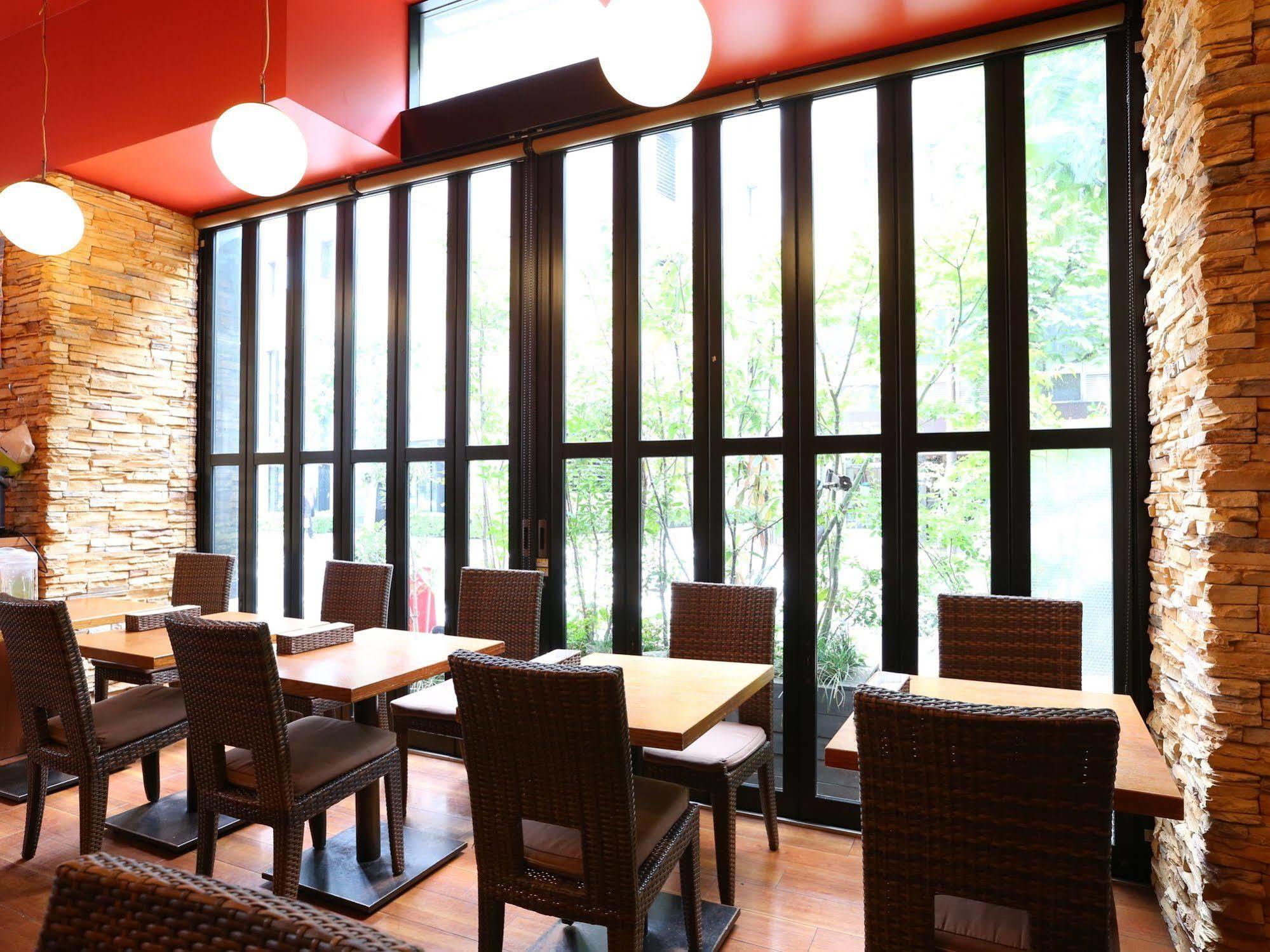 Apa Hotel Hatchobori Ekiminami Токіо Екстер'єр фото